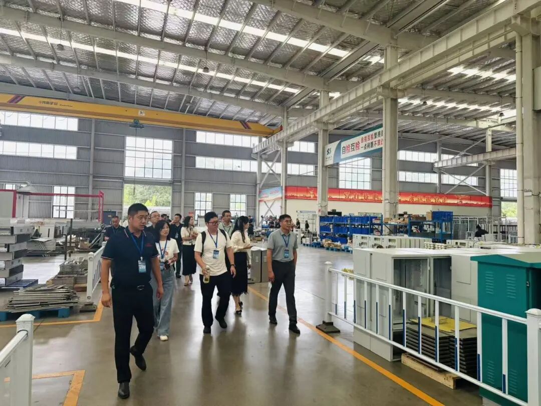 1758609915907008.jpg 1758609915907008.jpg